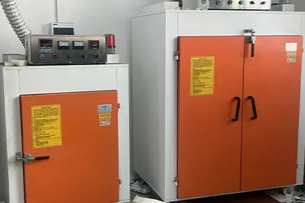 https://www.cixin-cnc.com/wp-content/uploads/2025/07/Vacuum-Casting-yt-02.Webp